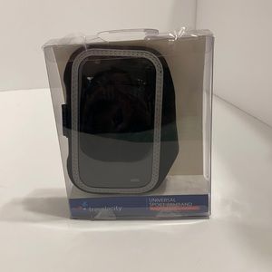 Travelocity Universal Black Sport Arm Phone Band